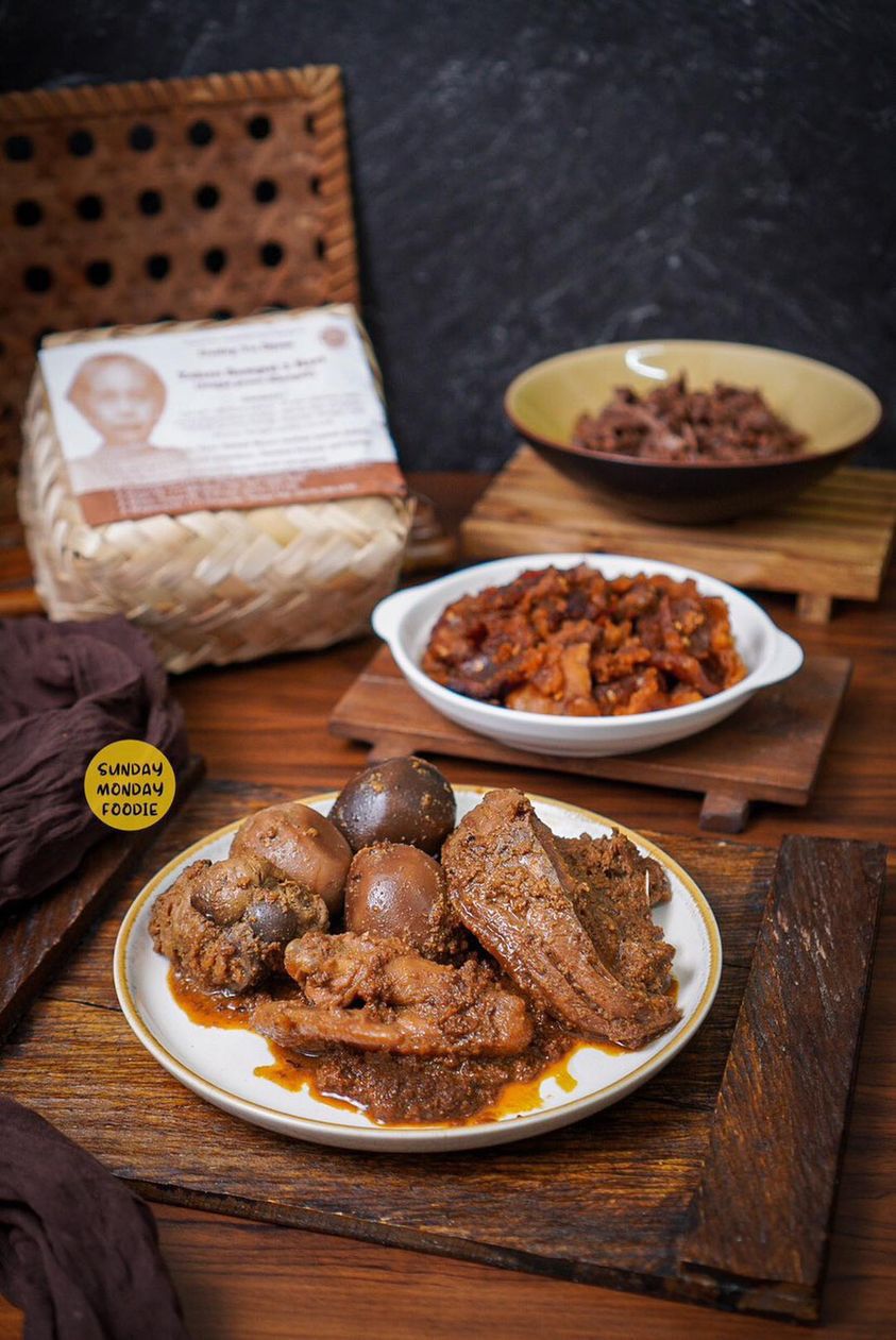 Oleh-oleh Gudeg